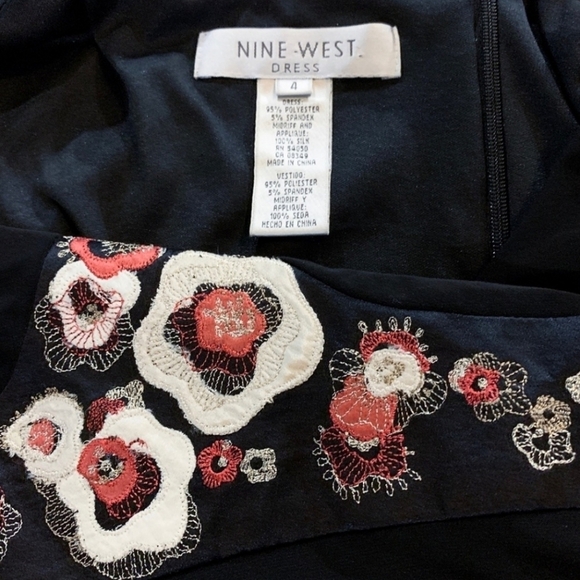 Nine West ✦ Silk Embroidered Floral Appliqué Dress ✦ Black ✦ Fitted Short Sleeve - Picture 13 of 17
